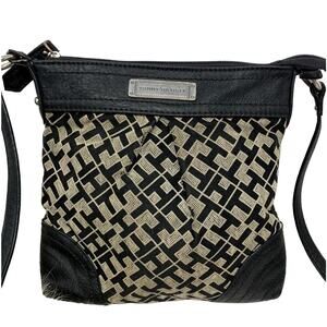 Tommy Hilfiger Bag Classic Monogram Medium Crossbody Purse Black & Tan